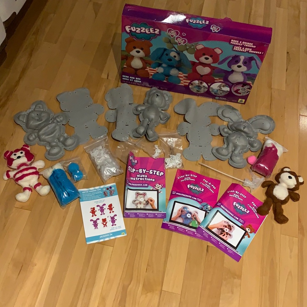 Fuzzeez - 4 pack of Bear, Dog/Bunny + Cat - Easy to Make
